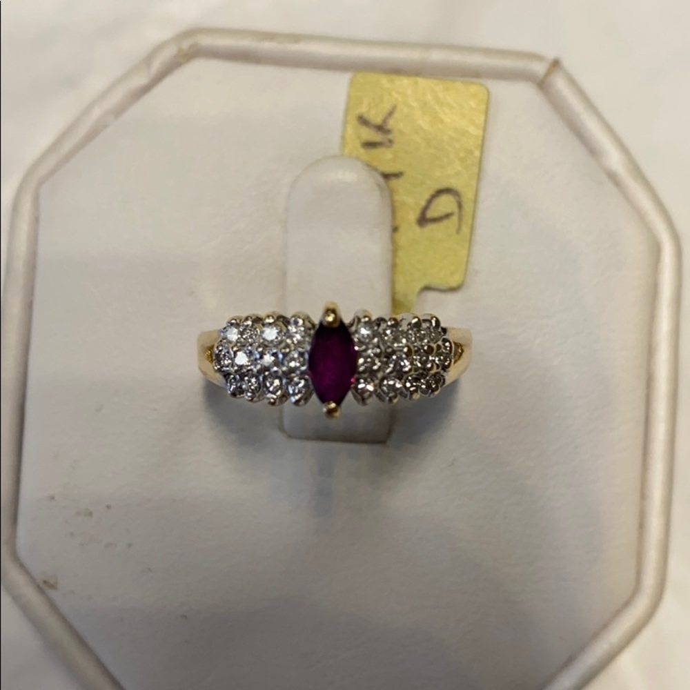 14K yellow gold diamonds ruby ring - Picture 1 of 8